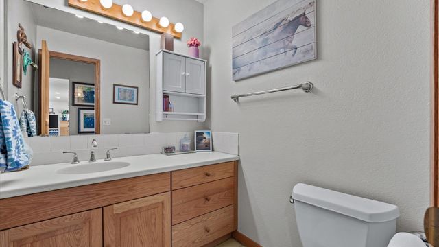 33059 J Road, Hotchkiss, CO 81419