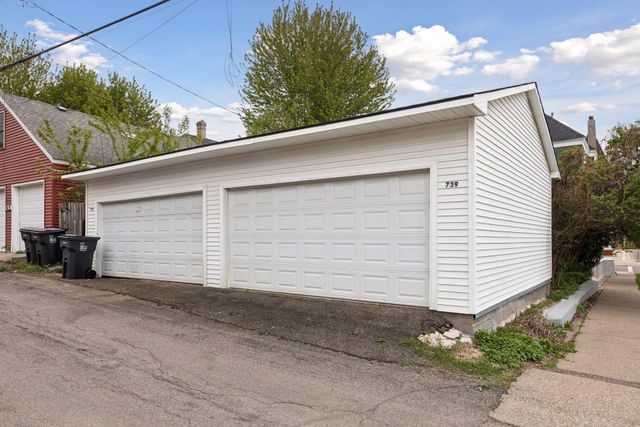 739 Sims Avenue, Saint Paul, MN 55106