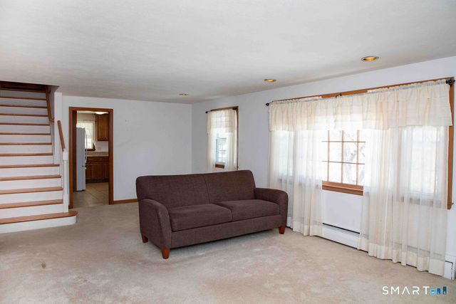 1240 High Road, Berlin, CT 06037