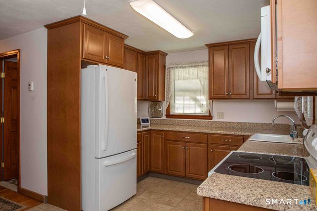 1240 High Road, Berlin, CT 06037