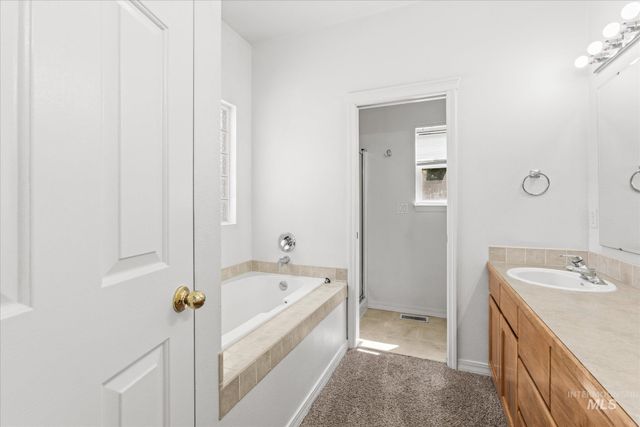 6270 N Sparkford Way, Boise, ID 83713
