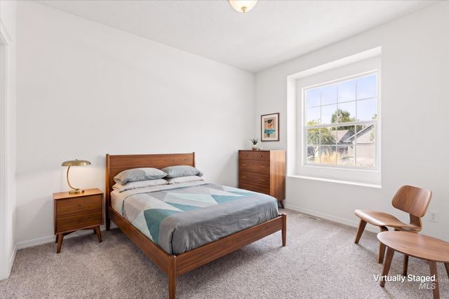 6270 N Sparkford Way, Boise, ID 83713