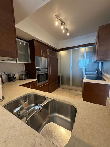 450 Alton Rd 3505, Miami Beach, FL 33139