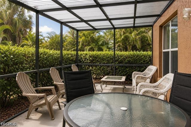 1913 SE 15th PL, Cape Coral, FL 33990