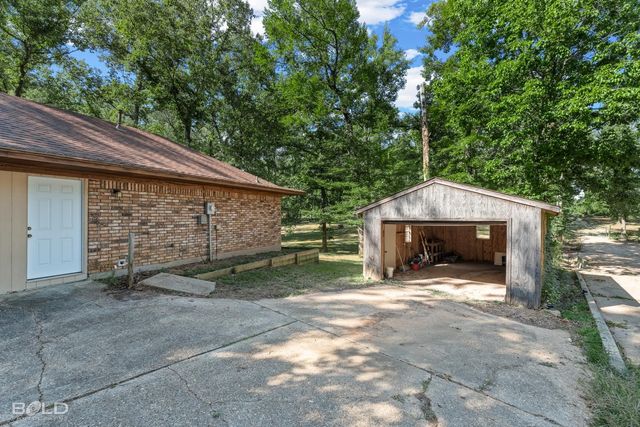 128 Ardis Drive, Haughton, LA 71037