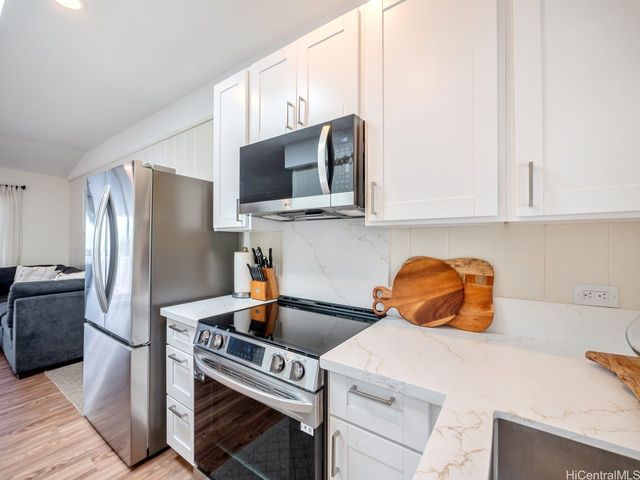 59-621 Ke Iki Road 1, Haleiwa, HI 96712