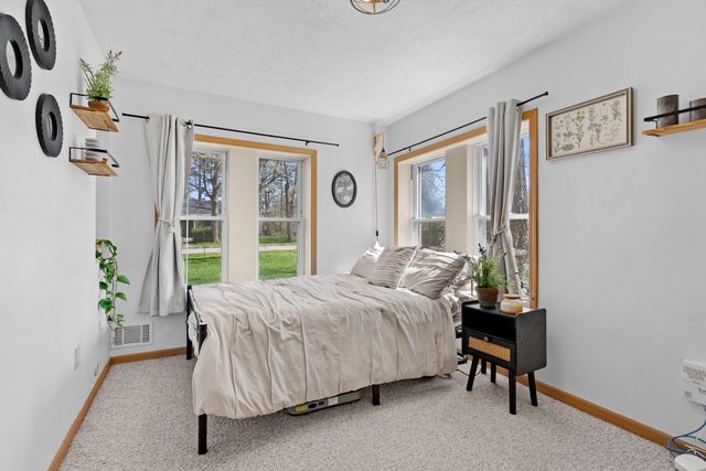 121 Prospect Street, Plainwell, MI 49080