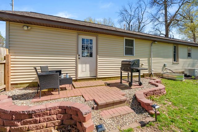 121 Prospect Street, Plainwell, MI 49080
