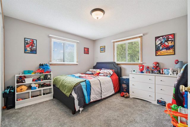 243 Maureen Avenue, Dickeyville, WI 53808