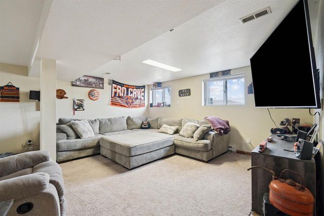 243 Maureen Avenue, Dickeyville, WI 53808