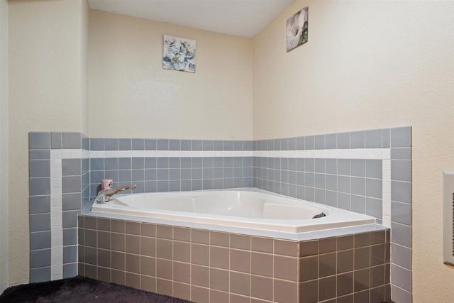 243 Maureen Avenue, Dickeyville, WI 53808