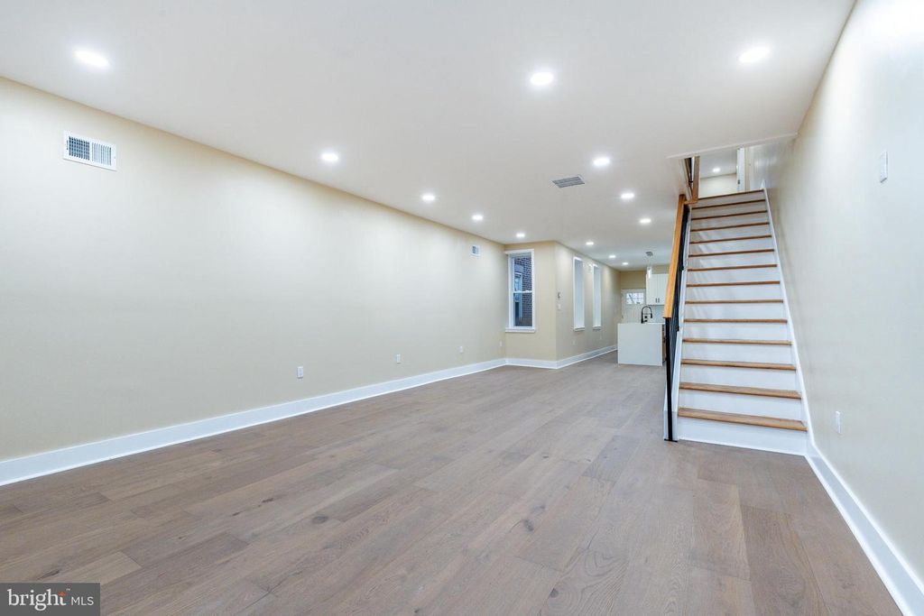 3354 EDGEMONT ST, Philadelphia, PA 19134