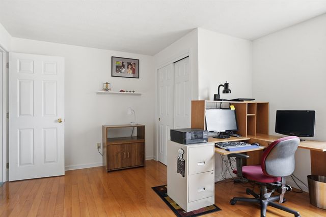 2 Freshwater Court, Nashua, NH 03060