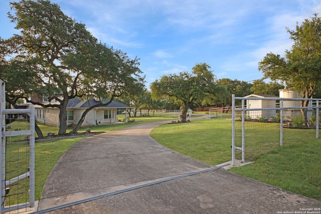 1411 driftwood, Spring Branch, TX 78070