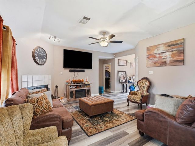 1531 Rebecca Lane, Lancaster, TX 75134