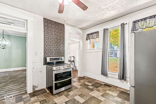 208 W Main Street, Mount Summit, IN 47361