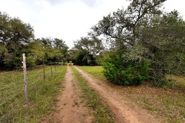 TBD East Interstate 10 Frontage Road, Weimar, TX 78962
