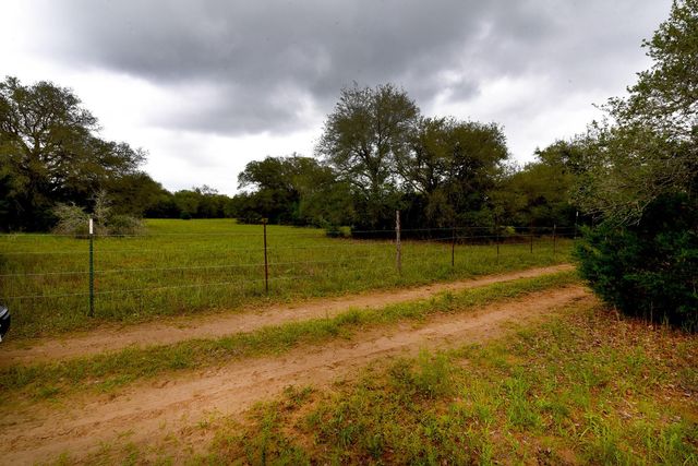 TBD East Interstate 10 Frontage Road, Weimar, TX 78962