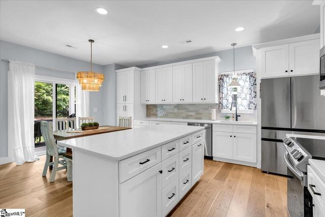 11 Echo Drive, Travelers Rest, SC 29690