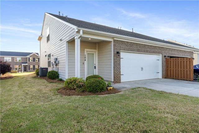 104 Village Main, Anderson, SC 29621