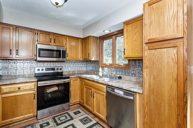 3814 Brookdale Avenue, Ames, IA 50010