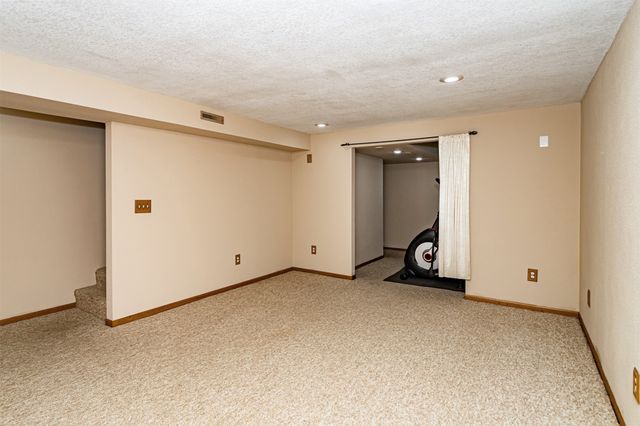3814 Brookdale Avenue, Ames, IA 50010