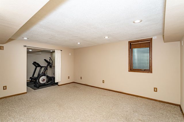3814 Brookdale Avenue, Ames, IA 50010