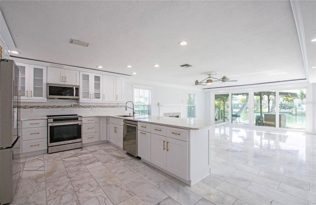 551 CRYSTAL DRIVE, Madeira Beach, FL 33708