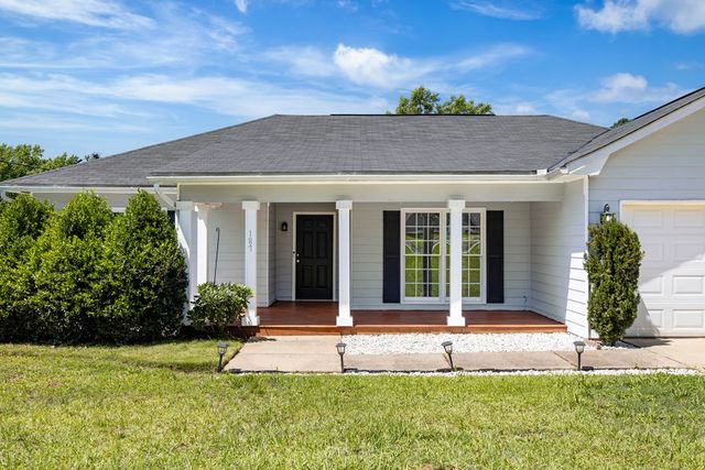 187 Mountain View Road, Hamilton, GA 31811