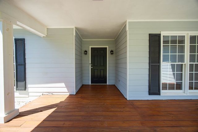 187 Mountain View Road, Hamilton, GA 31811