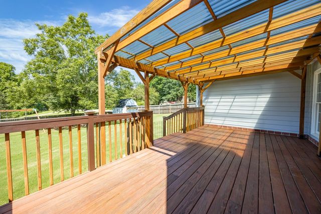187 Mountain View Road, Hamilton, GA 31811