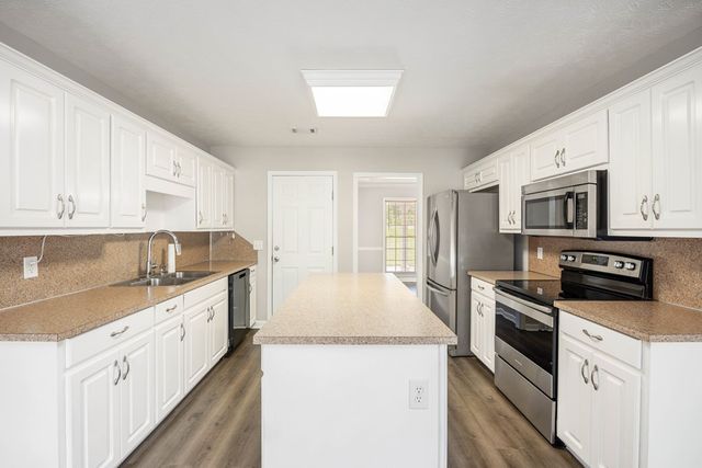 187 Mountain View Road, Hamilton, GA 31811