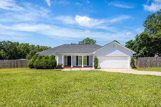 187 Mountain View Road, Hamilton, GA 31811