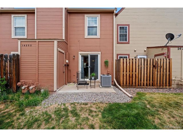 14252 E Hawaii Cir B, Aurora, CO 80012