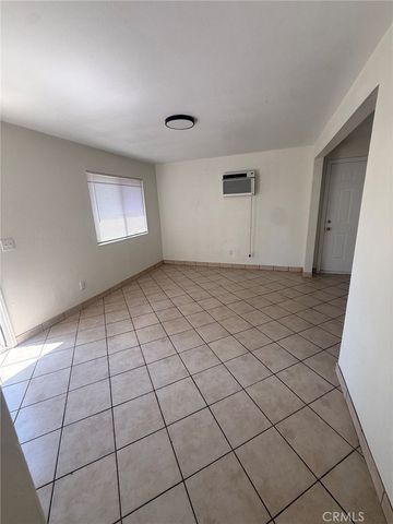 174 Magnolia Avenue, San Bernardino, CA 92405