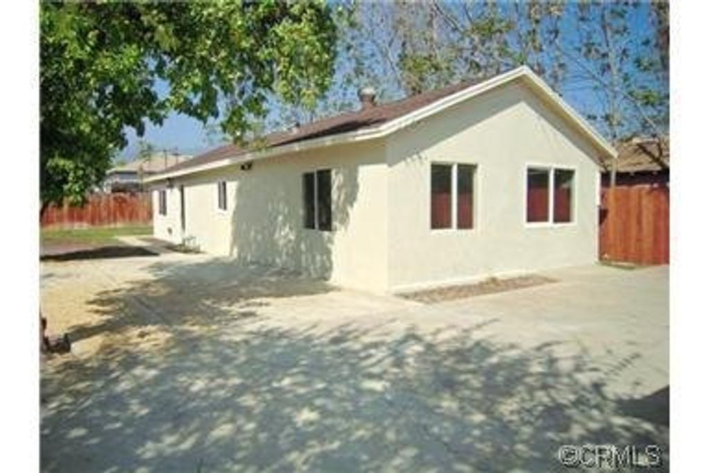 174 Magnolia Avenue, San Bernardino, CA 92405