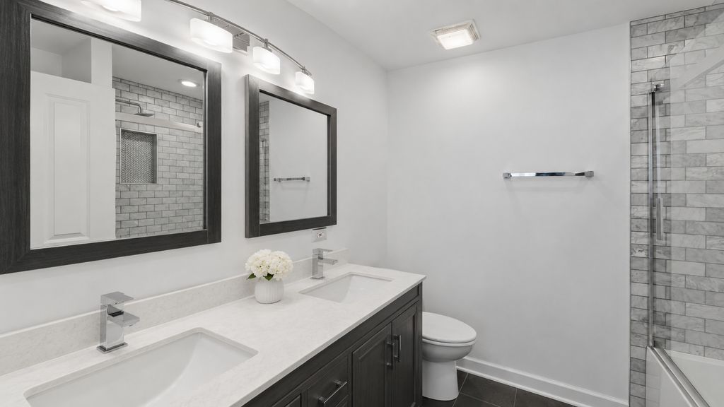 Image 32 of property listing at 2115 Stonington Court, Naperville, IL 60564