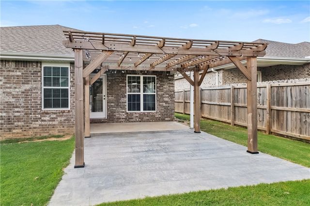 5908 Meade Street, Bentonville, AR 72713