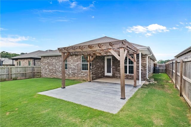 5908 Meade Street, Bentonville, AR 72713