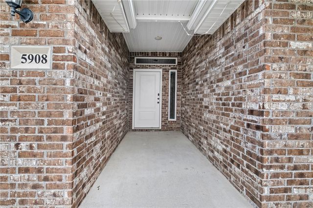 5908 Meade Street, Bentonville, AR 72713