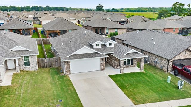 5908 Meade Street, Bentonville, AR 72713