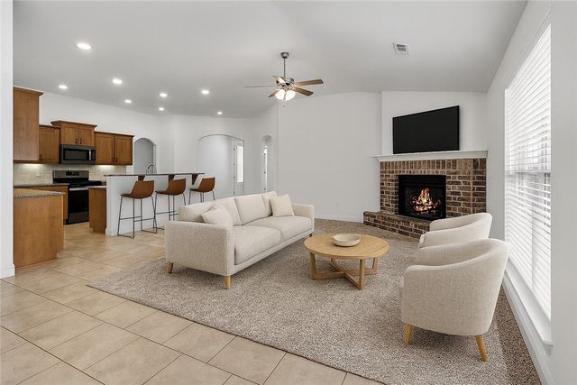 5908 Meade Street, Bentonville, AR 72713