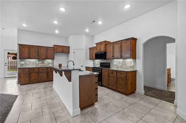 5908 Meade Street, Bentonville, AR 72713