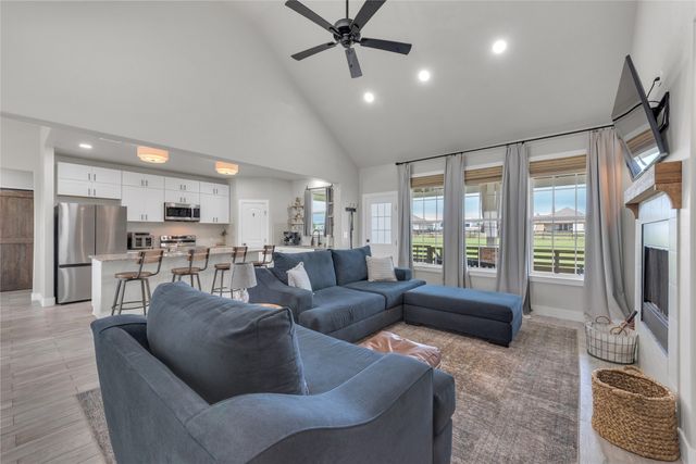 6017 Raspberry Lane, Joshua, TX 76058