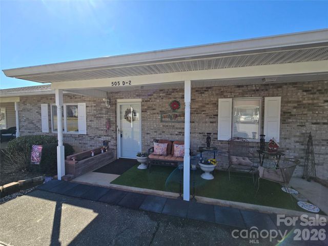 505 2nd Street Place NE D2, Conover, NC 28613