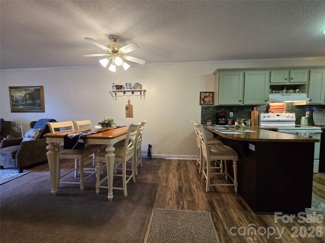 505 2nd Street Place NE D2, Conover, NC 28613