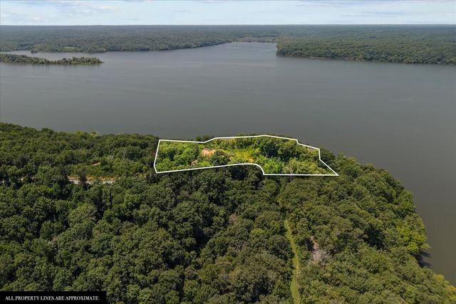 0 Float Dr, Waverly, TN 37185