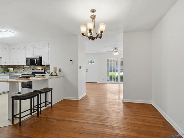 211 Cumberland Drive SE, Huntsville, AL 35803