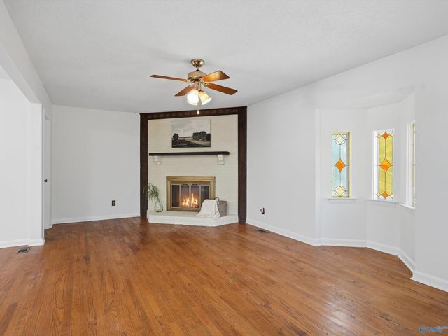 211 Cumberland Drive SE, Huntsville, AL 35803