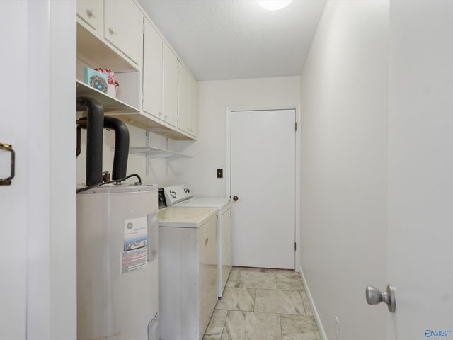 211 Cumberland Drive SE, Huntsville, AL 35803